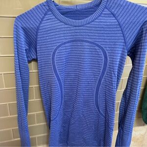 Lululemon long sleeve running shirt